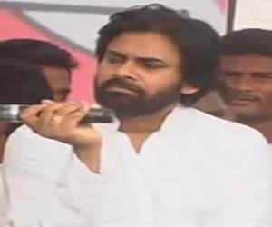 Pawan Kalyan waves red flag on TDP government!
