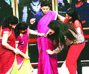 Saree-Shah-Rukh-Khan