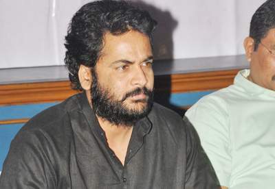 hero shivaji about special status