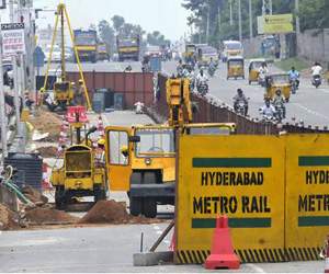 hyderabad metro project traffic jam