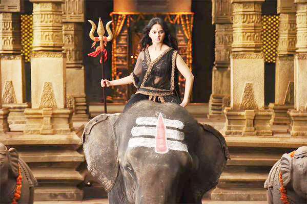 rudramadevi pic anushka
