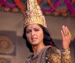 rudrama devi-trailer-talk