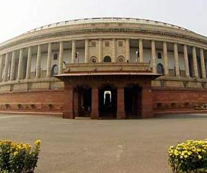35 crores to MPs accommodation