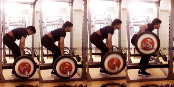 Nagarjuna performing Dead barbell rows