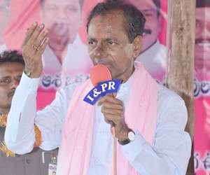 TRS-KCR-chnadrababu naidu-tdp