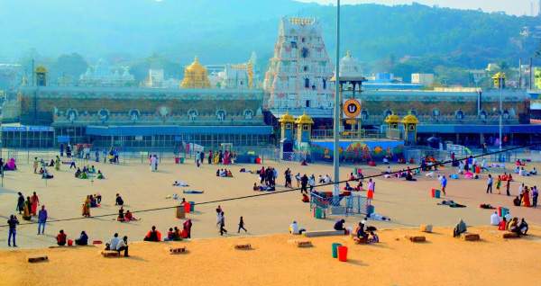 AP-Temple-bus-tour-2015