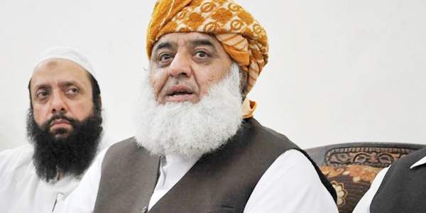 Chief Maulana Fazlur Rehman declared that Jeans wearing girls are the reason for Earth Quakes