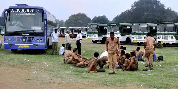 High Court orders RTC employees to call off strike!