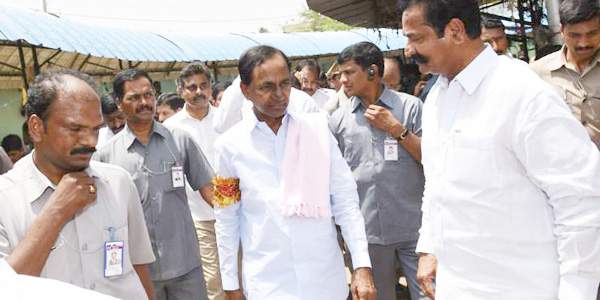 KCR back-steps on Osmania Land issue
