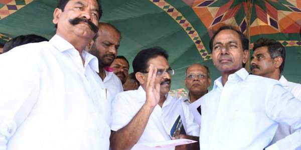 KCR's Shocking gift to disobedient OU Students!