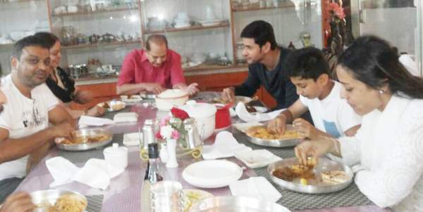Mahesh lunch with his father krishna