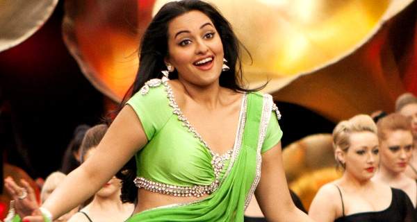Sonakshi sinha rajnikanth fun