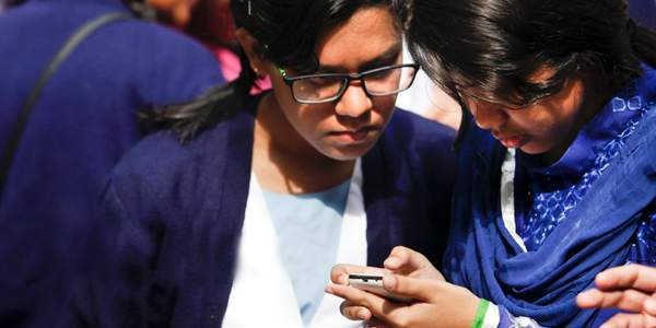 Students-marks-whatsapp-messages