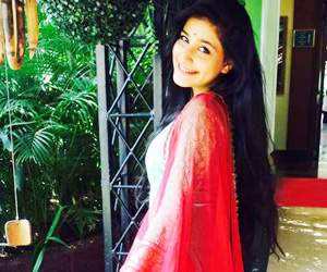 himani sisodiya for sharwanand express raja movie
