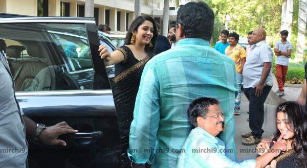 producer-c-kalyan-diamond-ring-charmee