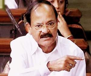 trs members disturbs parliament