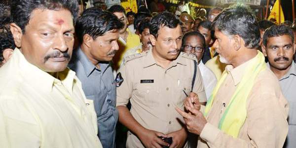 Private tapes threat -Indian jailed in Dubai!