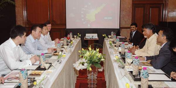 chandrababu naidu to put amaravathi map