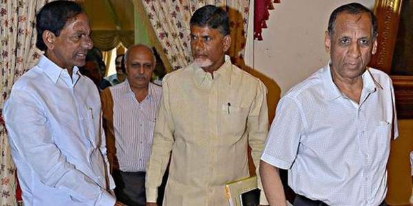 Chandrababu and KCR's first meet after Cash for Vote!