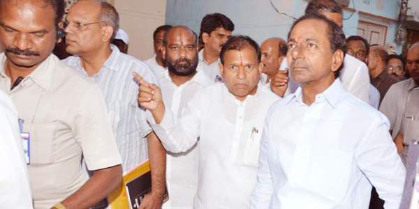 kcr new bus costs 5 crores