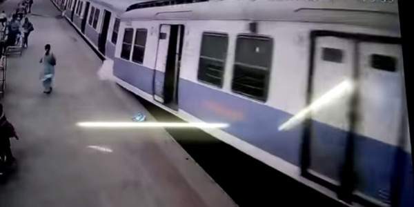 train on platform hyderabad