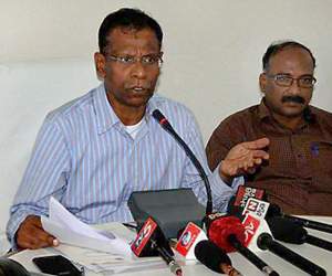 ACB notices for Voice samples in Cash for Vote scam!