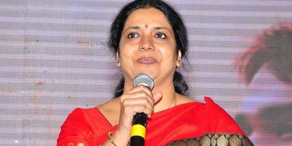 Jeevitha reveals secret about Outspoken Director
