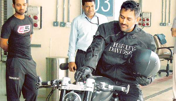 MS dhoni marketing popular india