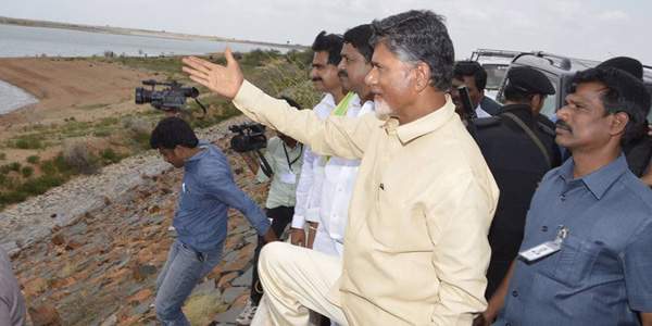Naidu's Sudden Inspections on Pushkaralu!