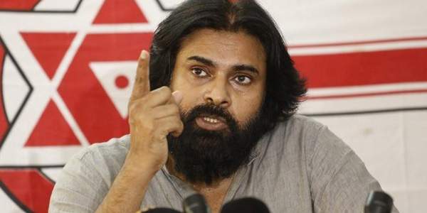Pawan Kalyan warns of Civil War in Telugu States!