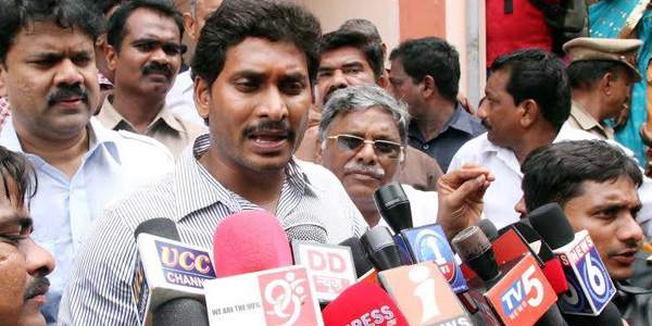 YSRCP-in-Rajahmundry