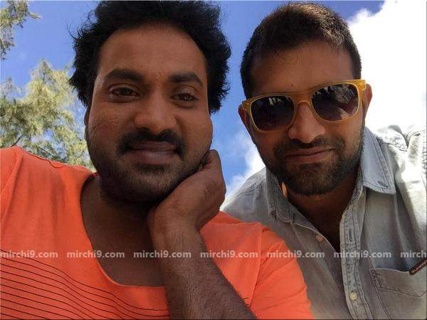 hero sunil working still