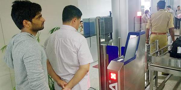 hyderabad airport implementing e board way