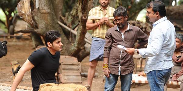 koratala creates hype on srimanthudu