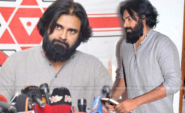 pawan-kalyan-press-meet-pho