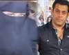 Female fan goes illegal to meet favourite star!