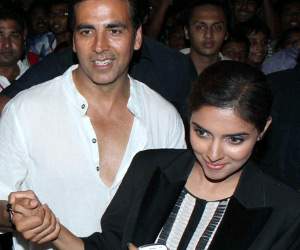Asin-Akshay-match-maker