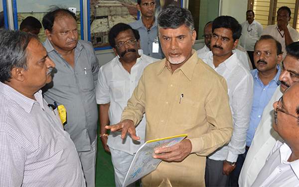 Chandrababu naidu land pooling