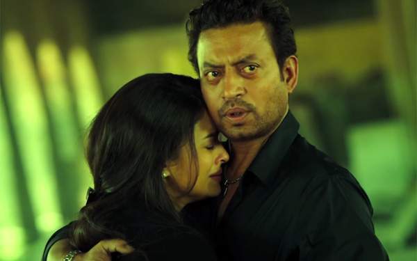Jazbaa trailer