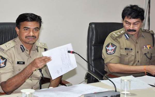 Cyberabad police  to track Facebook and other social media
