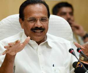 Sadananda_Gowda union law minister