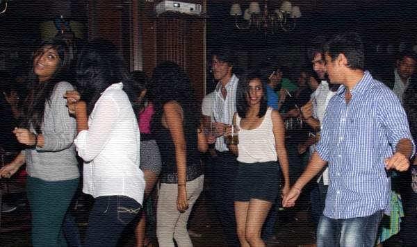 bar-dances-in-hyderabad