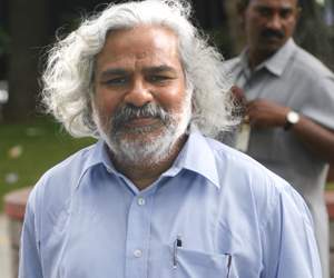 Gaddar for Warangal bielection?