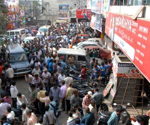hyderabad fans mid night show