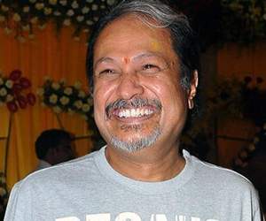 Popular director relieved for no burden of a star