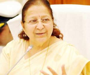 sumitra mahajan suspended congress mps