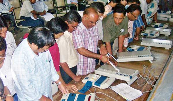 13.75 Lakh Voters of Hyderabad to lose their voting right