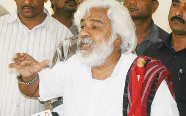 Gaddar says No to Warangal by-election