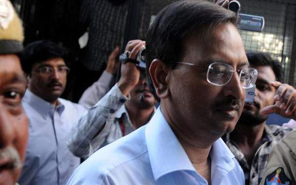 SEBI notices to Ramalinga Raju over 3350 Crore fine!