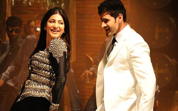 Srimanthudu goes past 80 Cr